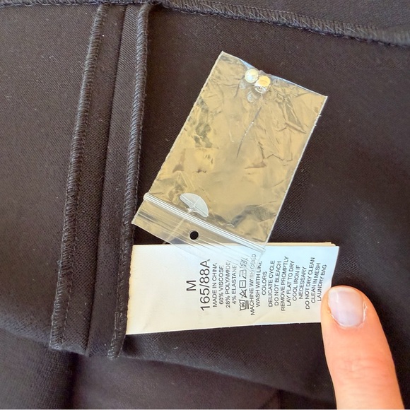 New Kate Spade Black Dress with Embellished Pearl and Rhinestone Collar - Picture 6 of 6